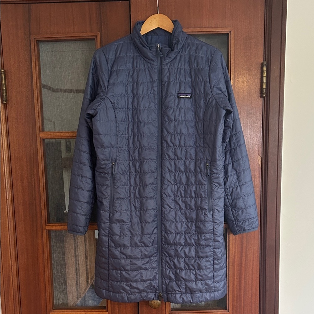Patagonia Women's Quilted Puffer Jacket - Navy